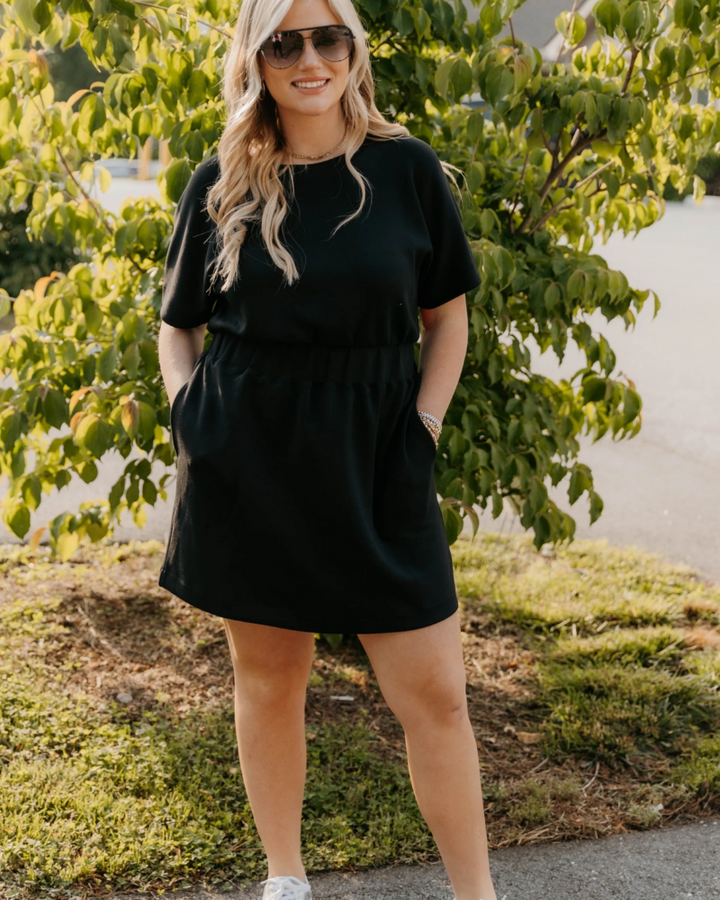 MANAIA - STYLISH & COMFY DRESS